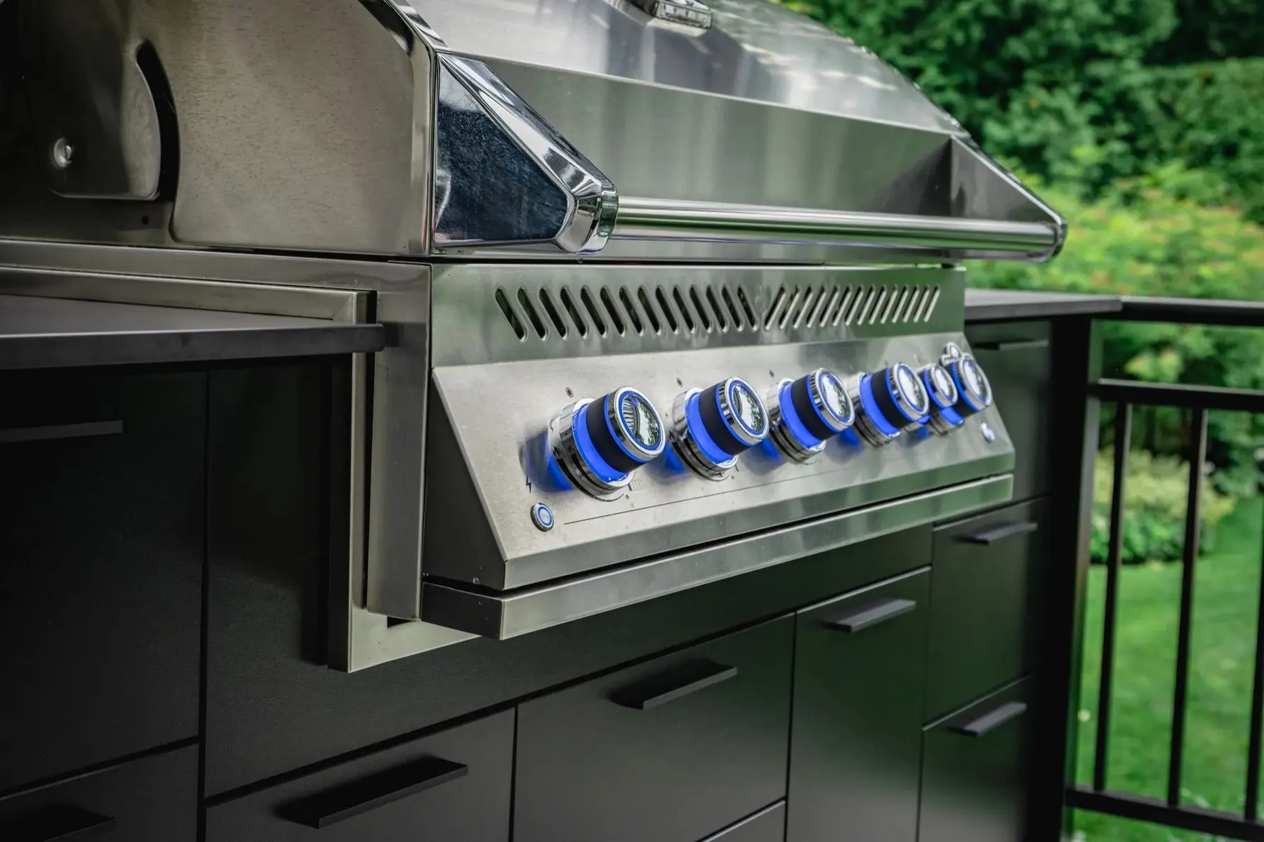 The covered terrace — appliance and hardware detail